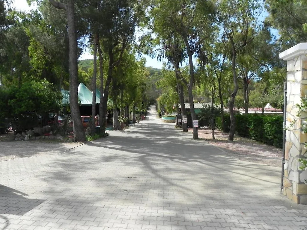 Camping Lacona Capoliveri  Parco vacanze Capoliveri (Isola d'Elba)